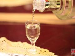 企業用酒怎么定制？定制酒有什么好處？